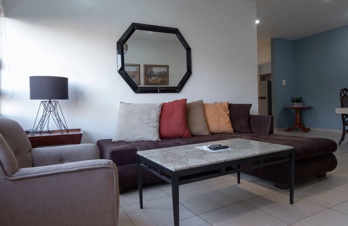 Zona Dorada Condo | Apartamentos Torre II Condominios
