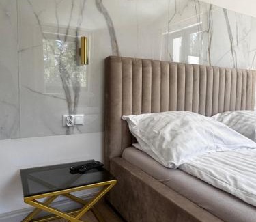 Augustow House | Apartamenty i pokoje nowomiejska 119