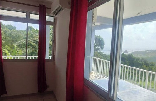 Le Marigot Villa | Apartement Individuel de 250 m2 à la Campagne Avec vue Mer, Jusqu'à 12 Personne