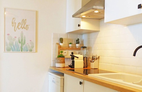 Petite-Ile Apartment | APARTEMENT INTENSE KAZ, swimming pool, sea view