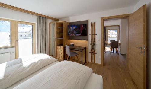 Ravaisch Apartment | Aparthotel Grischuna