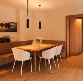 Mellau Apartment | Aparthotel Hubertus Mellau