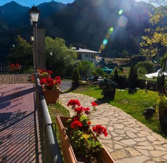 Sallent de Gallego Apartment | Aparthotel Sarrato