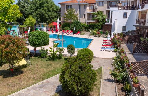 Budjaka Apartment | Aparthouse Paradise Bay