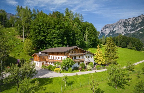 Ramsau bei Berchtesgaden Apartment | Apartment Alpenzauber, 1-4 pers., 1-2 bedrooms, W-LAN, barrier-free, elevator
