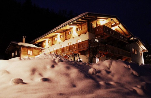 Ramsau bei Berchtesgaden Apartment | Apartment Alpenzauber, 1-4 pers., 1-2 bedrooms, W-LAN, barrier-free, elevator