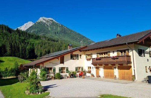 Ramsau Apartment | Apartment Stocker, 1-2 persons, 50sqm, shower/WC, south-facing balcony, TV, 1 bedroom, attic, apartment for allergy sufferers