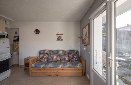 Notre-Dame-de-Bellecombe Apartment | Apartment 'Les Rocailles' with Mountain View, Private Terrace and Wi-Fi