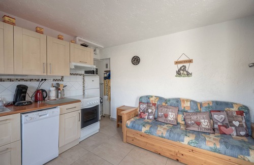 Notre-Dame-de-Bellecombe Apartment | Apartment 'Les Rocailles' with Mountain View, Private Terrace and Wi-Fi