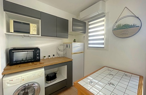 Saintes-Maries-de-la-Mer Apartment | Apartment for 4 in Saintes-Maries-de-la-Mer with Patio and Parking