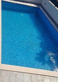 Zagvozd Apartment | Apartman Ivan with pool