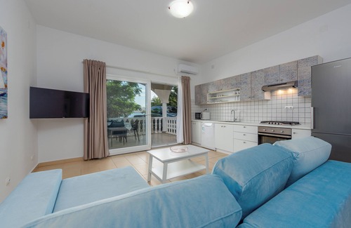 Cesarica Apartment | Apartman Lana 4
