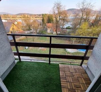 Ogulin Apartment | Apartman Lynx on lake Sabljaci