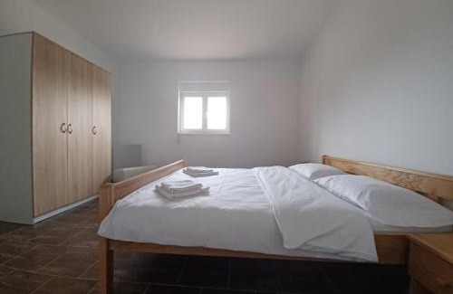 Obrovac Apartment | Apartman Milanko