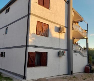 Cepljani Apartment | Apartman Nena