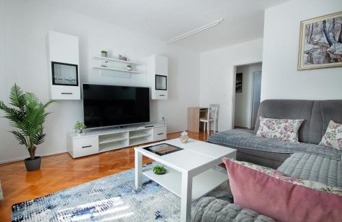 Mukinje Apartment | Apartman Plitvice Happy Home