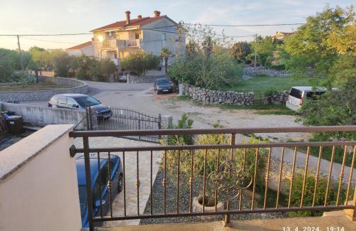 Gabonjin Apartment | Apartman Pojine