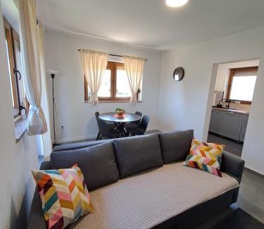 Rakovica Apartment | Apartman Simplicity