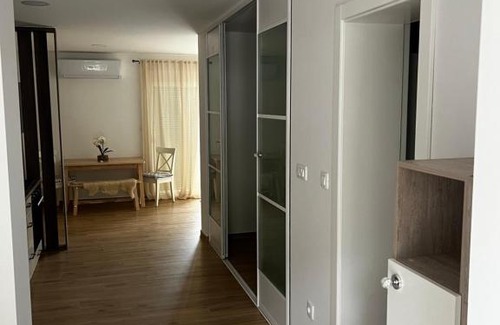 Gradac Apartment | Apartman Tamara