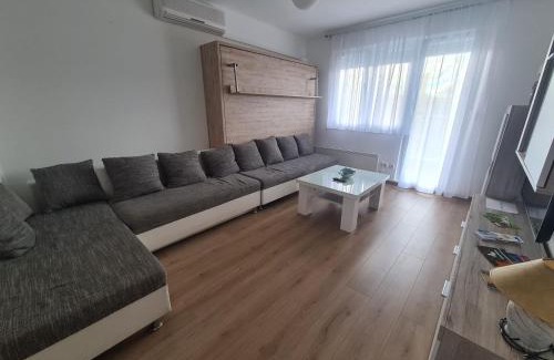 Osijek Apartment | Apartman Yellow - SELF CHECK IN