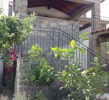 Groznjan Apartment | Apartmani Damiani