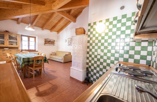 San Giovanni di Fassa Apartment | Apartment in the center of Pozza di Fassa near the ski lift connected to the Sellaronda ski carousel
