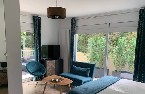 Ormoy-la-Riviere Apartment | Apartment 'Évasion Nature Près De Paris' with Shared Pool, Balcony and Wi-Fi