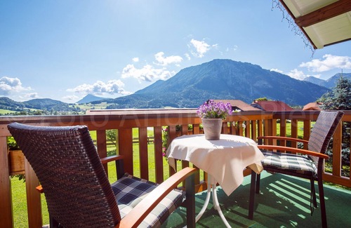 Ruhpolding Apartment | Apartment 10, 41sqm, 1st floor, balcony, 1 bedroom, living room, kitchen, WLAN