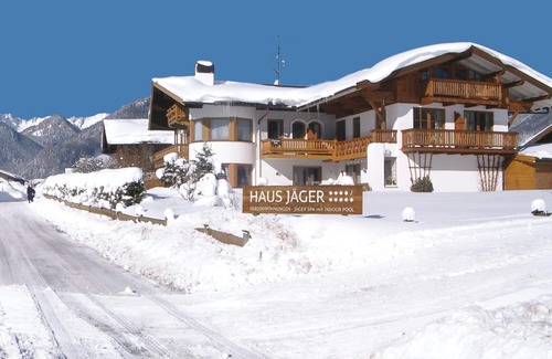 Ruhpolding Apartment | Apartment 10, 41sqm, 1st floor, balcony, 1 bedroom, living room, kitchen, WLAN