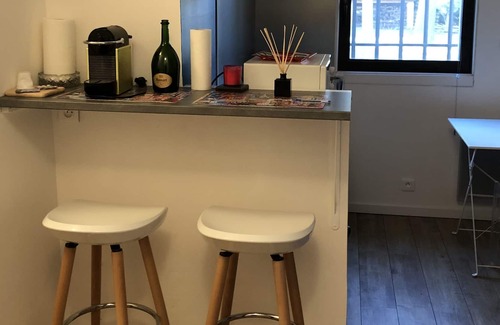 Saze Apartment | APARTMENT 10 MN from Avignon