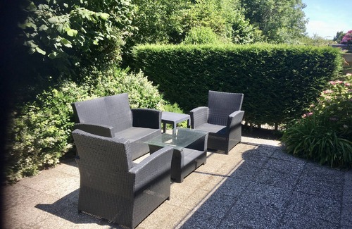 Nieuwvliet House | Apartment 100 meters from the beach with cabin, very complete