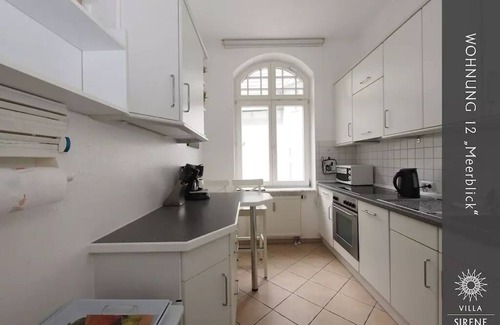 Binz Apartment | Apartment 12 sea view - 5 stars*, own beach chair