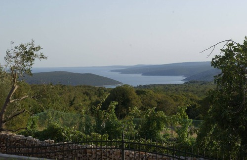 Stanisovi Apartment | Apartment 1258/12018 (Istria - Koromačno), 4000m from the beach
