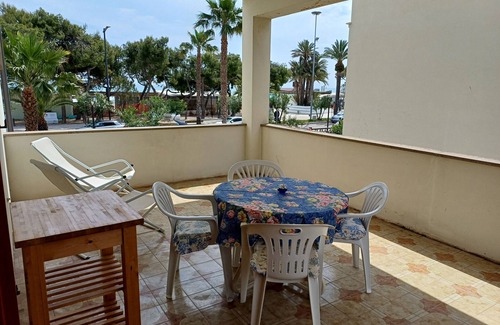 Grottammare Apartment | Apartment 1st row sea with beautiful terrace