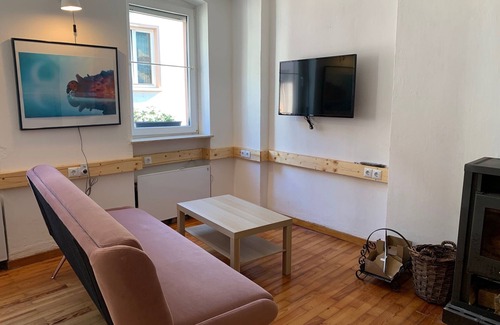 Uerzig Apartment | Apartment 2 - Das Marienkaeferhaus, Mosel - The Ladybug House, Moselle