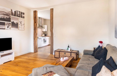 Groß Pankow Apartment | Apartment '2 Perleberg' with Private Terrace, Shared Garden and Wi-Fi