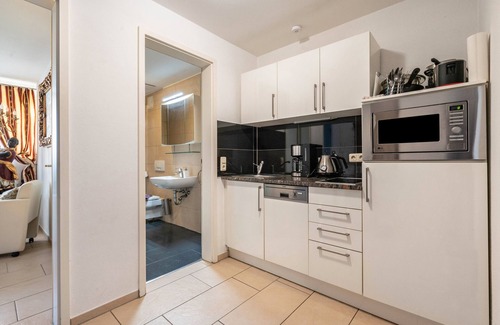 Blasewitz Apartment | Apartment '2 Souterrain' with Private Garden and Wi-Fi