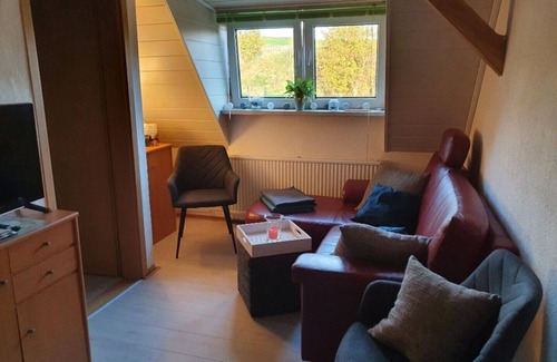 Lichtenhain Apartment | Apartment 2 with 55 sqm /FeWo-hier-und-jetzt