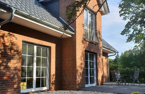 Potsdam Nord Apartment | Apartment 2 with Wi-Fi and Balcony