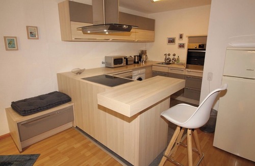 Bad Krozingen Apartment | Apartment '2 Zimmer Appartement 7' with Private Terrace, Shared Garden and Wi-Fi