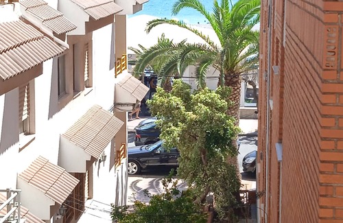 El Grau de Moncofa Apartment | Apartment 30 secs from the beach with sea views