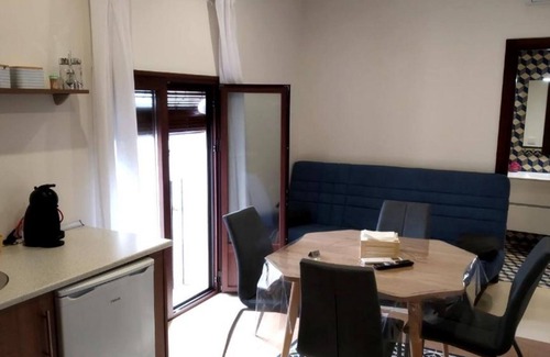Almagro Apartment | Apartment 3, the Star of David Suite.