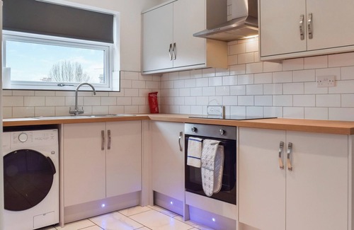 Huddersfield Apartment | Apartment 3 - UK48906