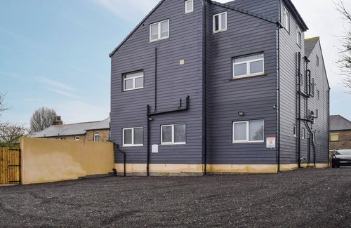 Huddersfield Apartment | Apartment 3 - UK48906
