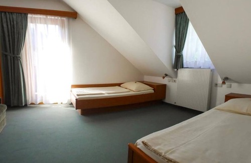 Bad Eisenkappel Cottage | Apartment 37 - Pension Besser