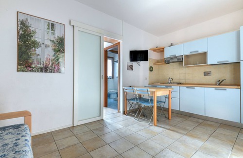 Marina di Campo Apartment | Apartment '3B' with Private Terrace and Air Conditioning