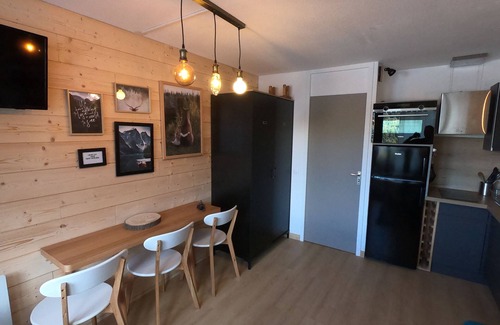 Meribel-Mottaret Apartment | APARTMENT 4/6 people AT THE FOOT OF THE SLOPES