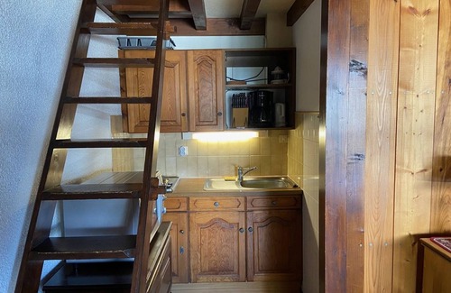 Crest-Voland Apartment | Apartment 4 people, ski-in/ski-out, village center with parking