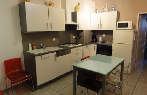 Salin-de-Giraud Apartment | Apartment 4 pers. with garden in the Camargue: beaches, nature, kite-surfing, wifi