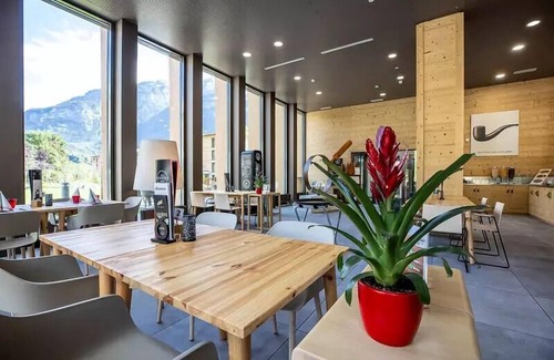 Meiringen Apartment | Apartment 4 Rooms 8 People